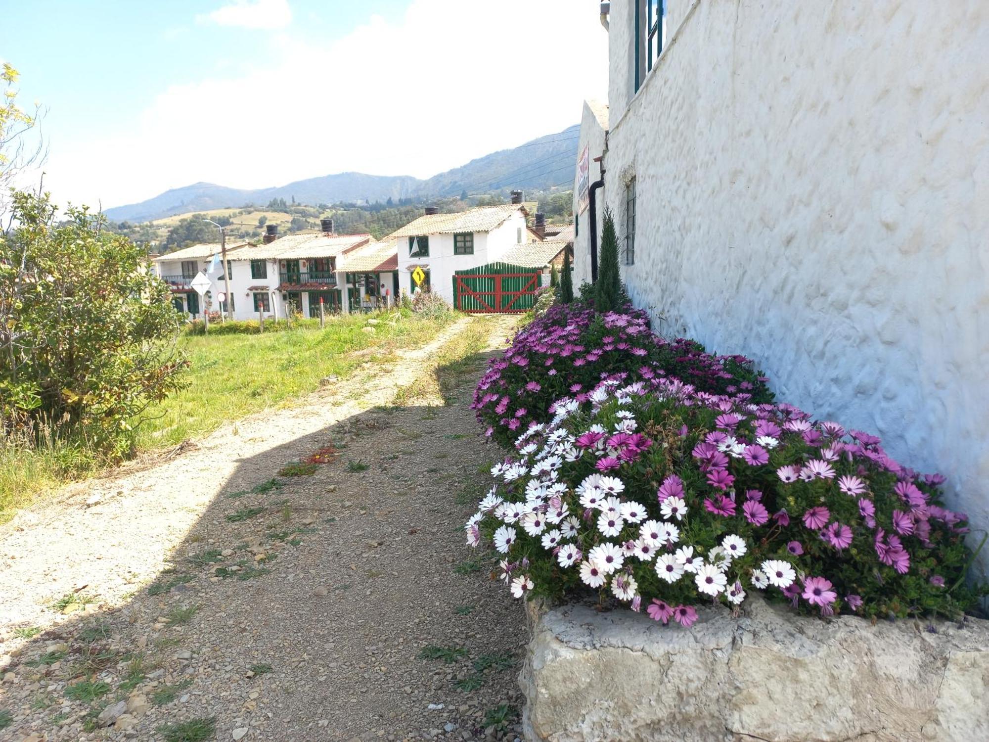 Hospedaje Y Camping Del Rio Monguí Exteriér fotografie