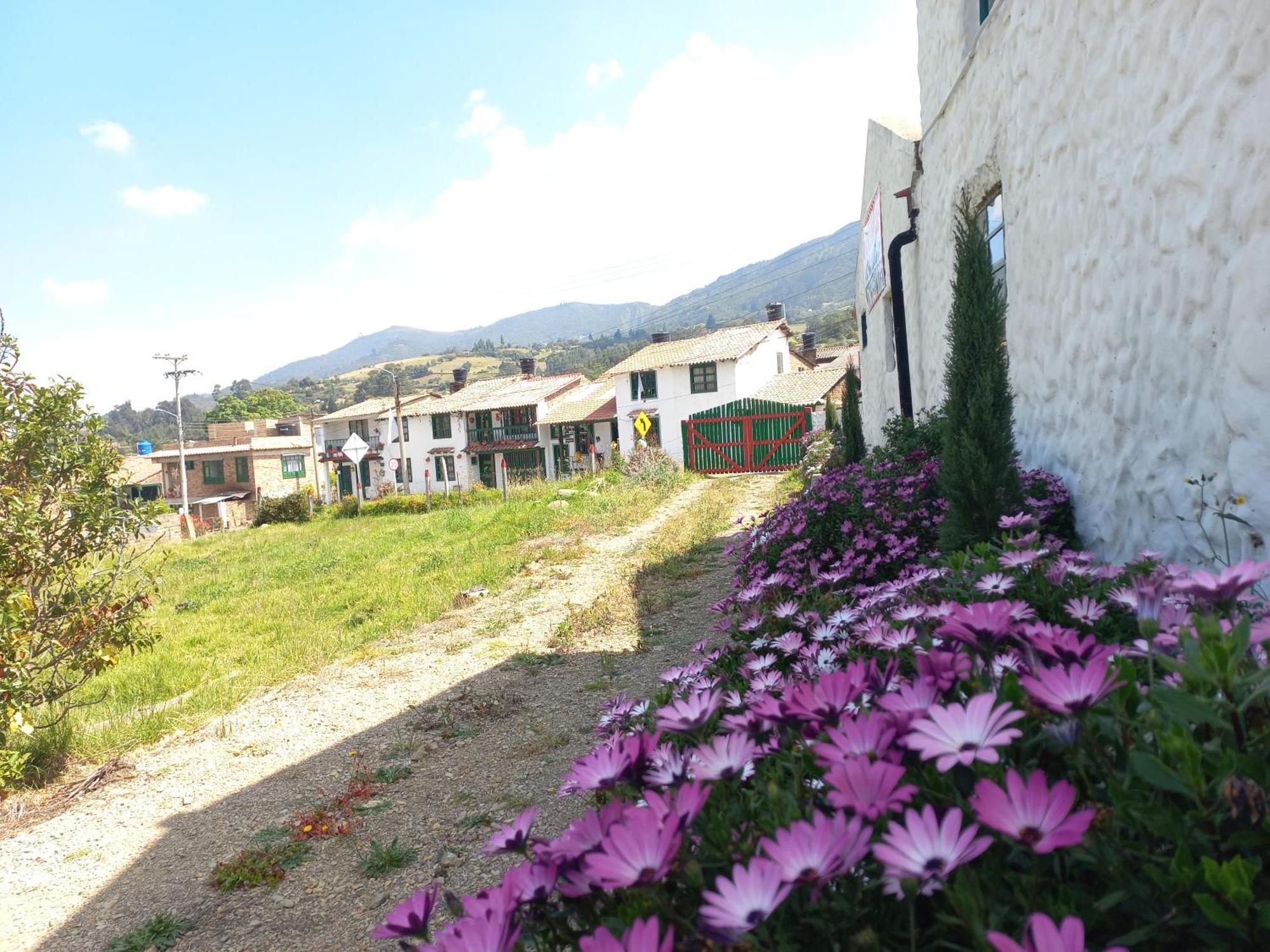 Hospedaje Y Camping Del Rio Monguí Exteriér fotografie