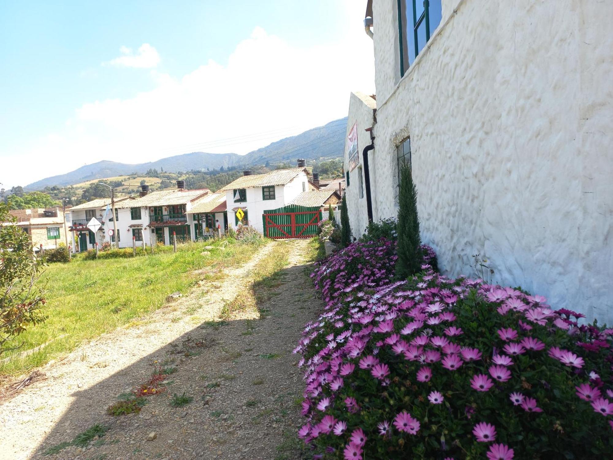 Hospedaje Y Camping Del Rio Monguí Exteriér fotografie